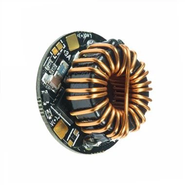 Aqlli uy boshqaruv platasining yig'ilishi